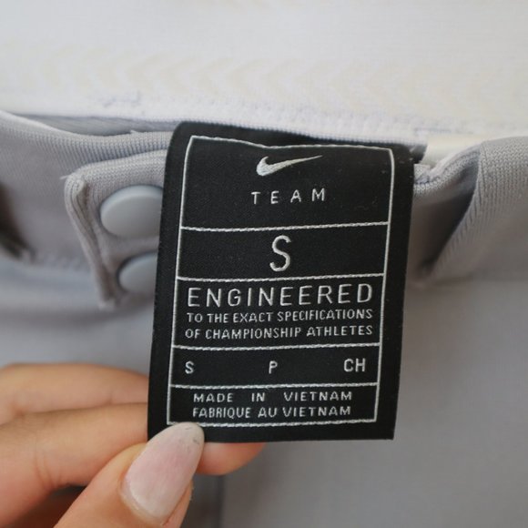 Nike Vapor Select Women's 3/4- Length Softball Pants, Small, color gray. - Picture 4 of 6